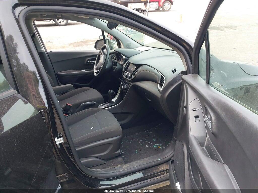 KL7CJKSB4LB066092 2020 CHEVROLET TRAX photo no. 5