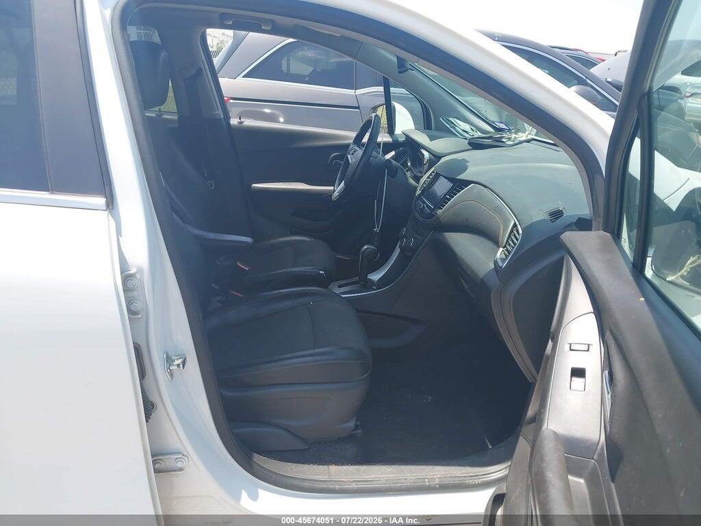 KL7CJLSB7LB004577 2020 CHEVROLET TRAX photo no. 5