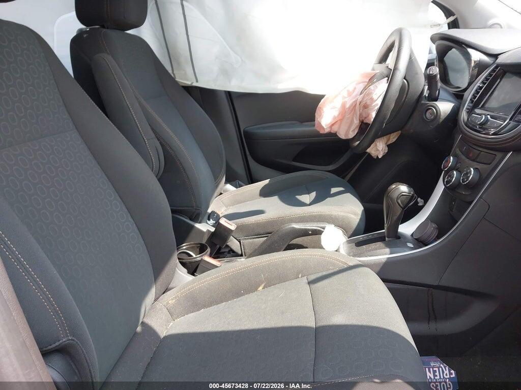 KL7CJKSB1LB077048 2020 CHEVROLET TRAX photo no. 5