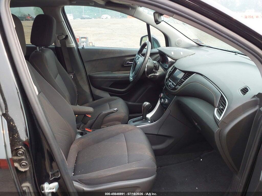 3GNCJLSB8LL208961 2020 CHEVROLET TRAX photo no. 5