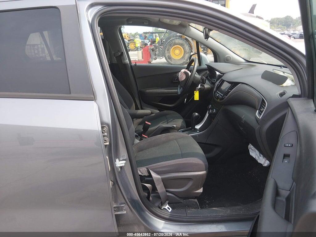 3GNCJKSB8LL339835 2020 CHEVROLET TRAX photo no. 5