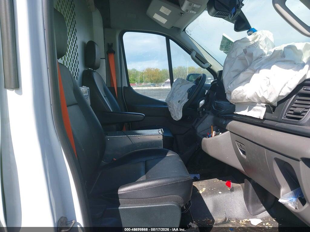 1FTBW2C81PKB52095 2023 FORD TRANSIT-350 photo no. 5