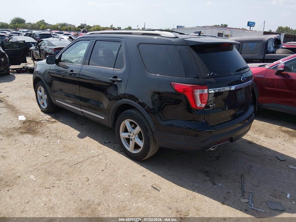 1FM5K7D80JGB30535 2018 FORD EXPLORER photo no. 3