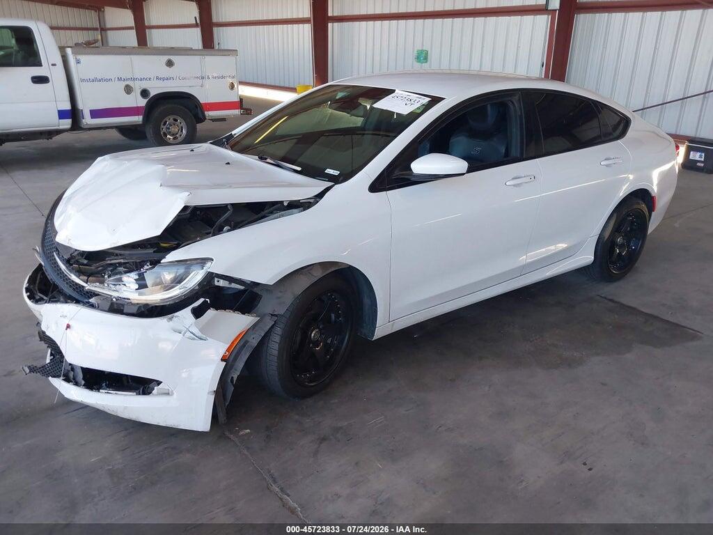 1C3CCCBG3FN627520 2015 CHRYSLER 200 photo no. 2