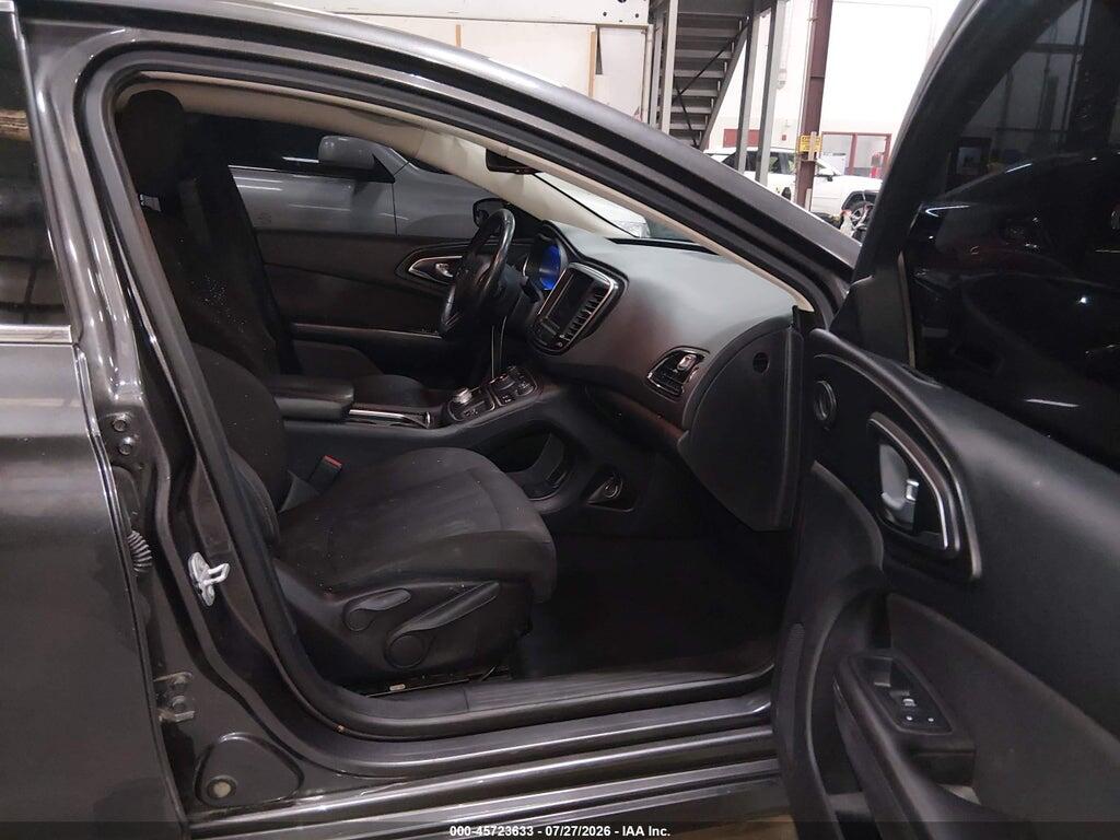 1C3CCCAB0FN739245 2015 CHRYSLER 200 photo no. 5