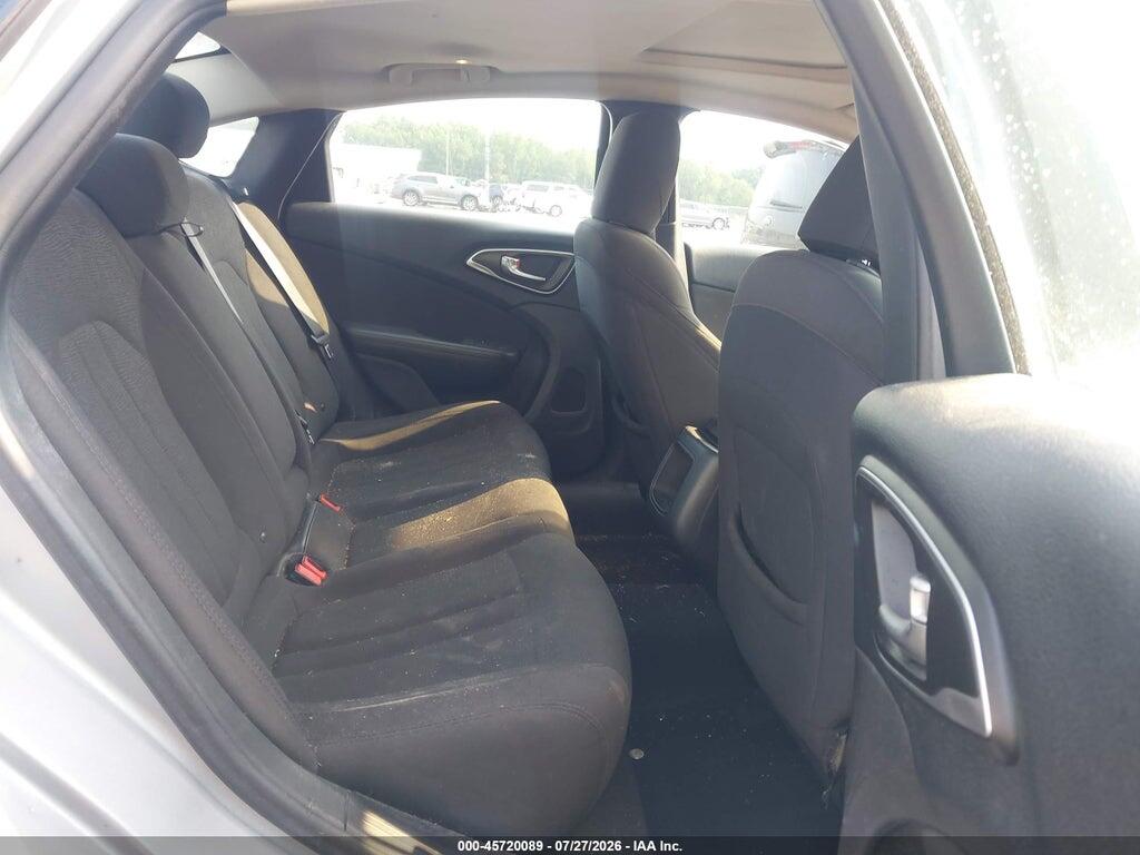 1C3CCCAB8FN742149 2015 CHRYSLER 200 photo no. 8
