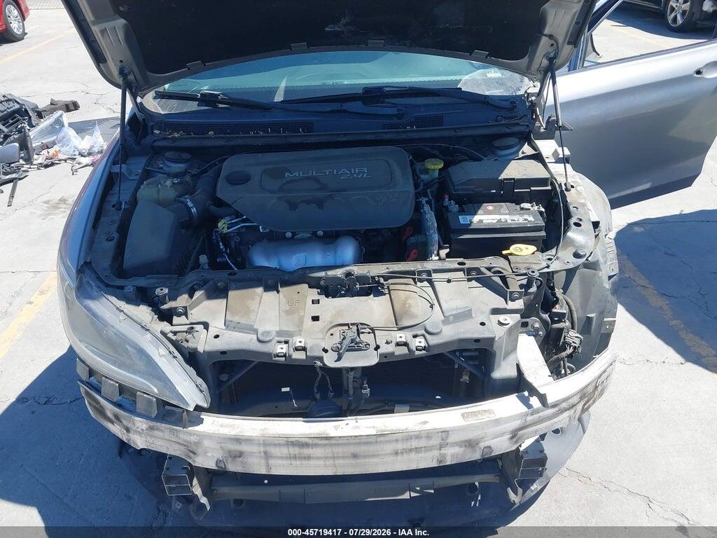 1C3CCCAB8FN702220 2015 CHRYSLER 200 photo no. 10