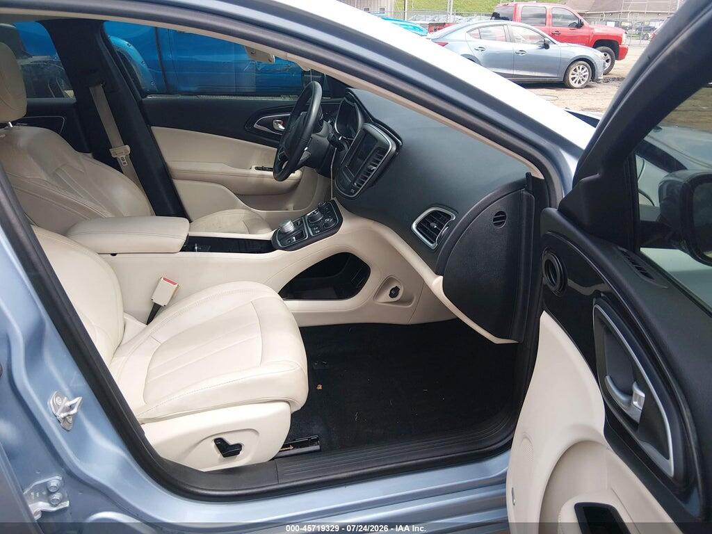 1C3CCCCB3FN620263 2015 CHRYSLER 200 photo no. 5
