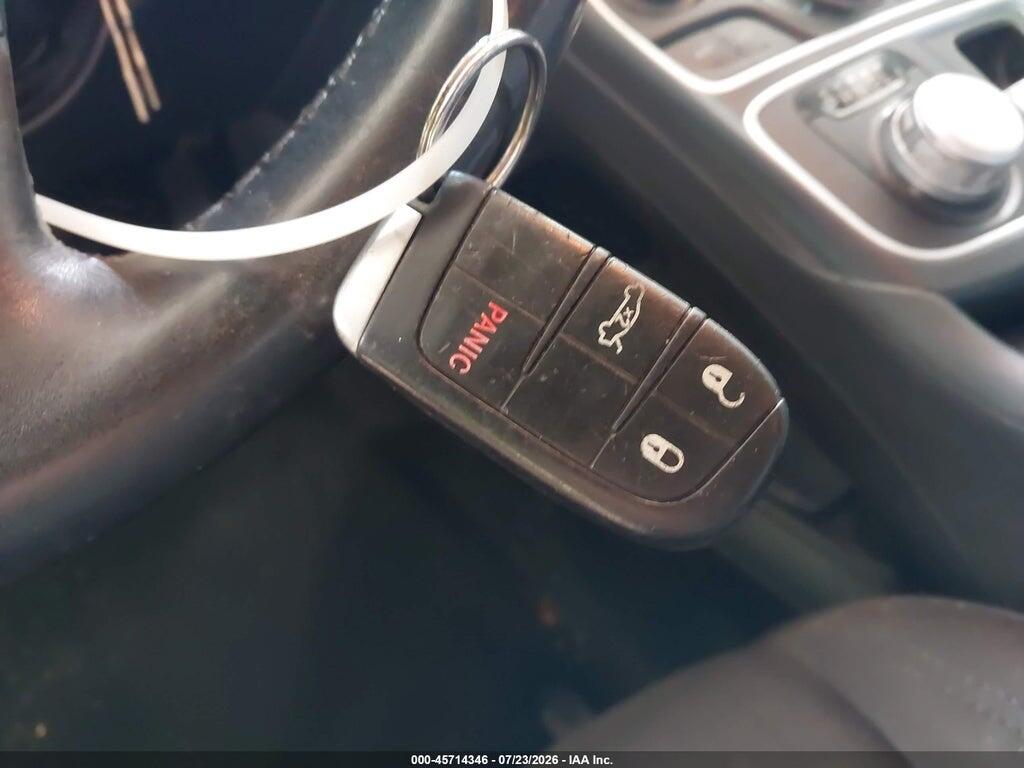 1C3CCCAB2FN709681 2015 CHRYSLER 200 photo no. 11