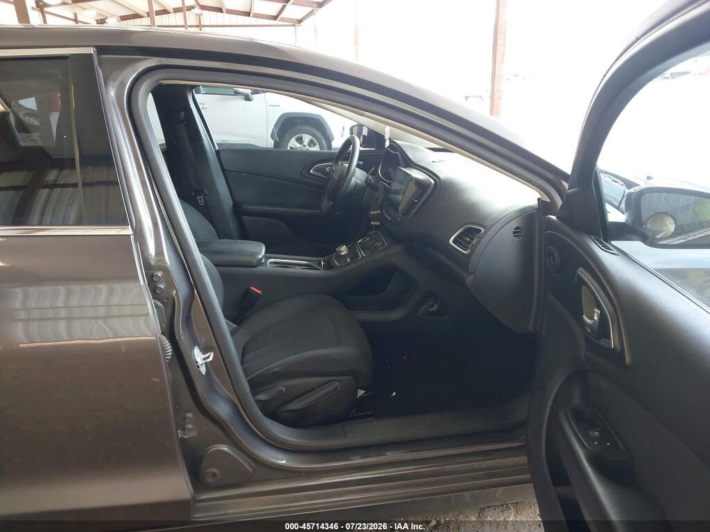 1C3CCCAB2FN709681 2015 CHRYSLER 200 photo no. 5