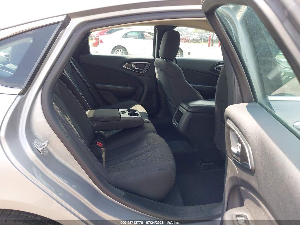 1C3CCCAB5FN670892 2015 CHRYSLER 200 photo no. 8