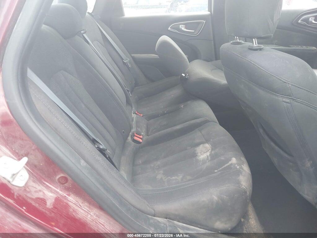 1C3CCCAB7FN754681 2015 CHRYSLER 200 photo no. 8