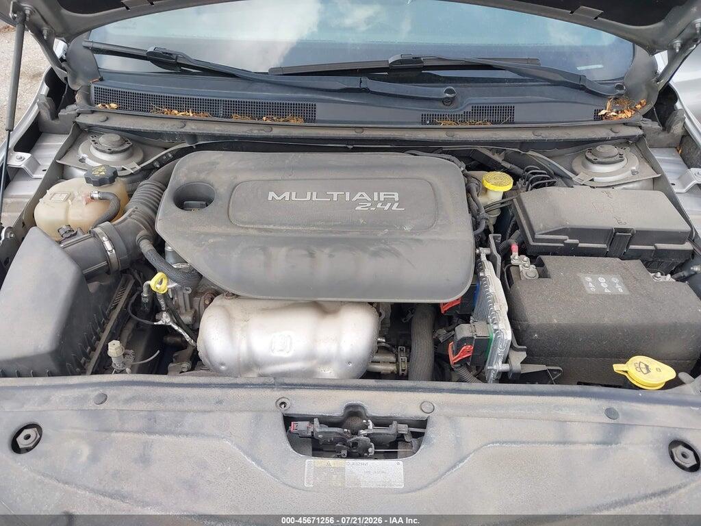1C3CCCBB5FN626986 2015 CHRYSLER 200 photo no. 10