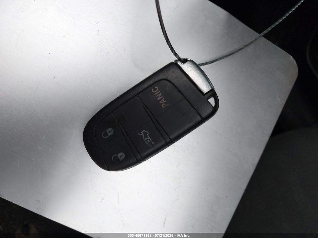 1C3CCCABXFN660777 2015 CHRYSLER 200 photo no. 11