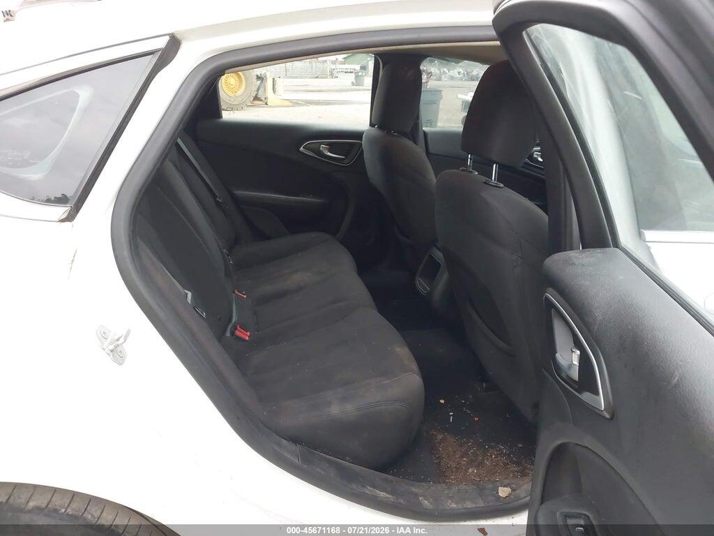 1C3CCCABXFN660777 2015 CHRYSLER 200 photo no. 8