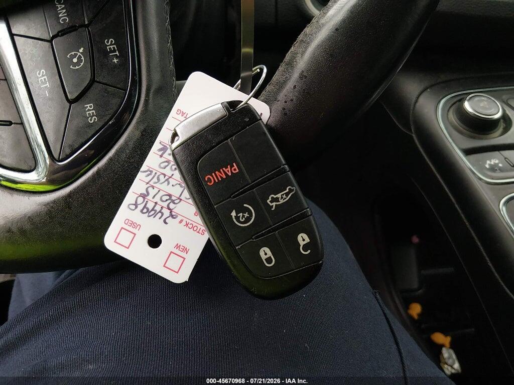 1C3CCCBBXFN550391 2015 CHRYSLER 200 photo no. 11