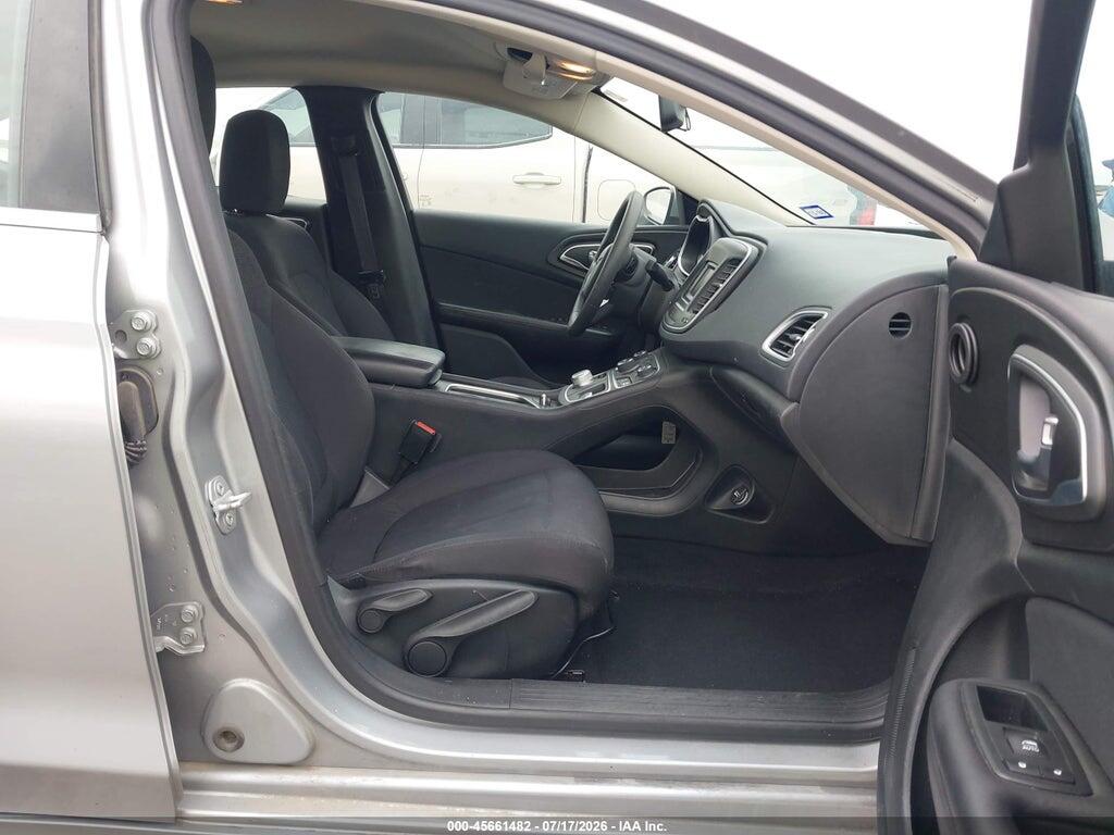 1C3CCCAB0FN580209 2015 CHRYSLER 200 photo no. 5
