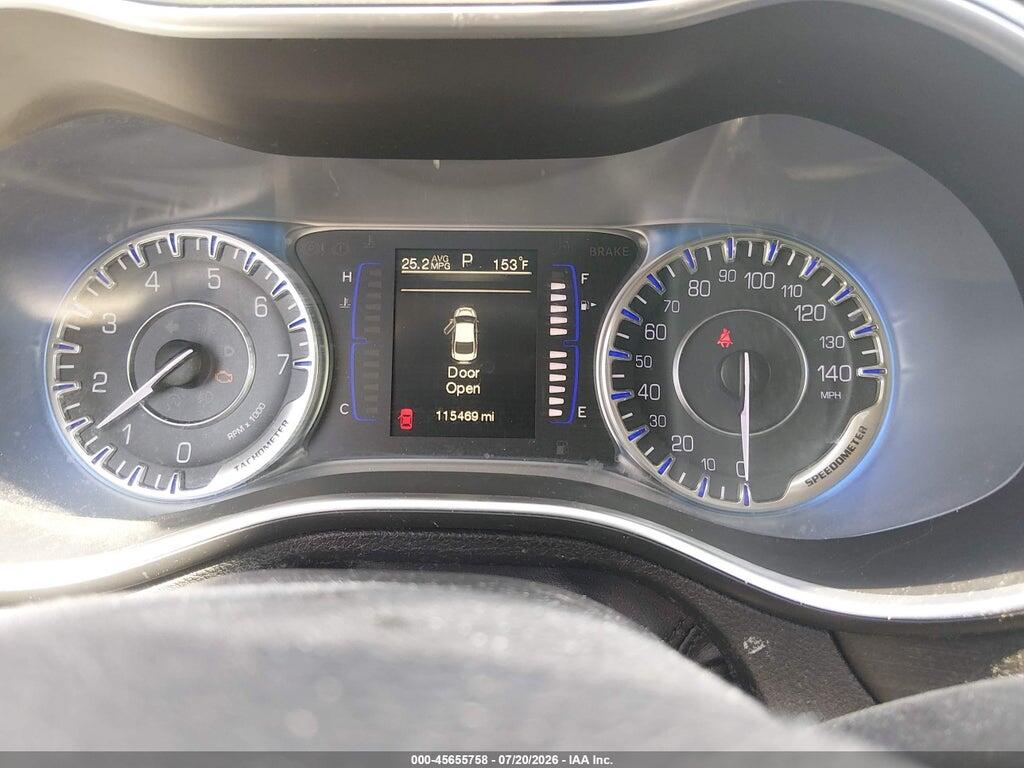 1C3CCCAB1FN564486 2015 CHRYSLER 200 photo no. 7