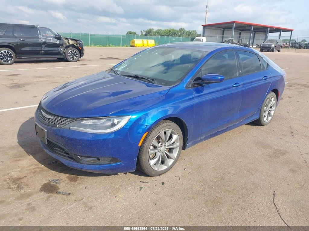 1C3CCCDG5FN540117 2015 CHRYSLER 200 photo no. 2