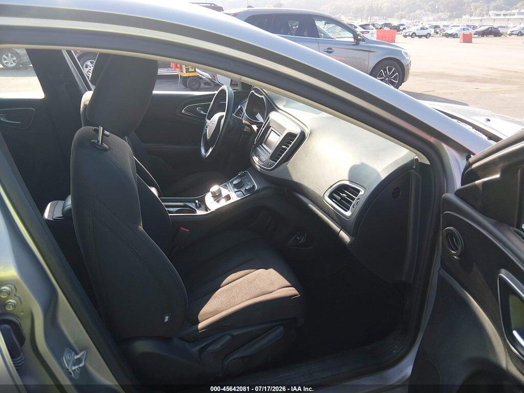 1C3CCCAB2FN561449 2015 CHRYSLER 200 photo no. 5