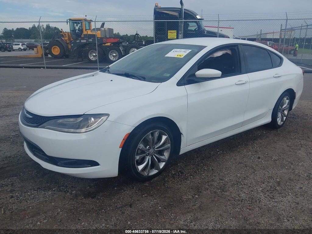 1C3CCCBB9FN743714 2015 CHRYSLER 200 photo no. 2