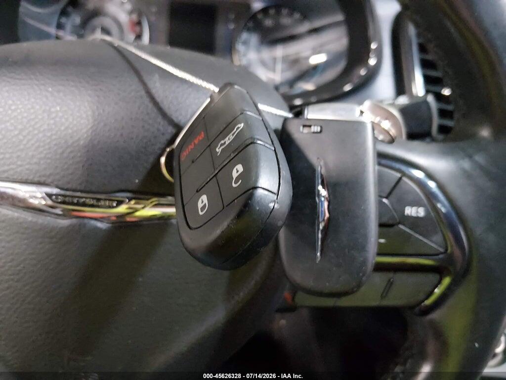 1C3CCCBB7FN638265 2015 CHRYSLER 200 photo no. 11
