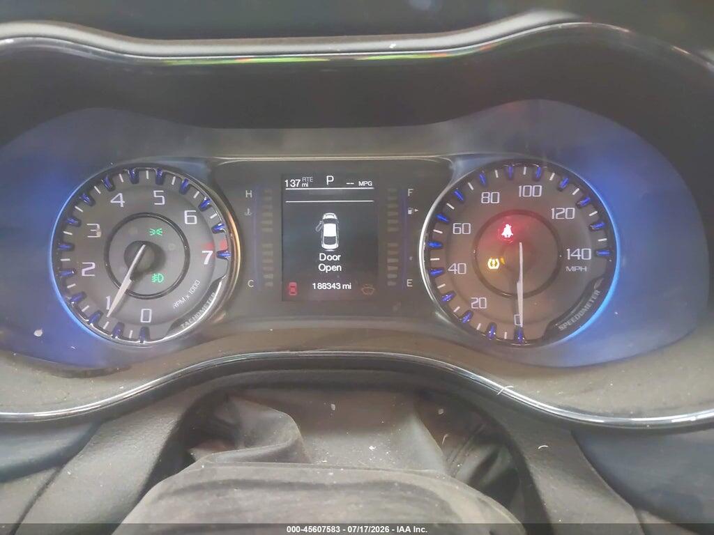 1C3CCCDG8FN606367 2015 CHRYSLER 200 photo no. 7