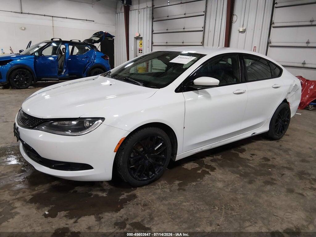 1C3CCCBB8FN542192 2015 CHRYSLER 200 photo no. 2