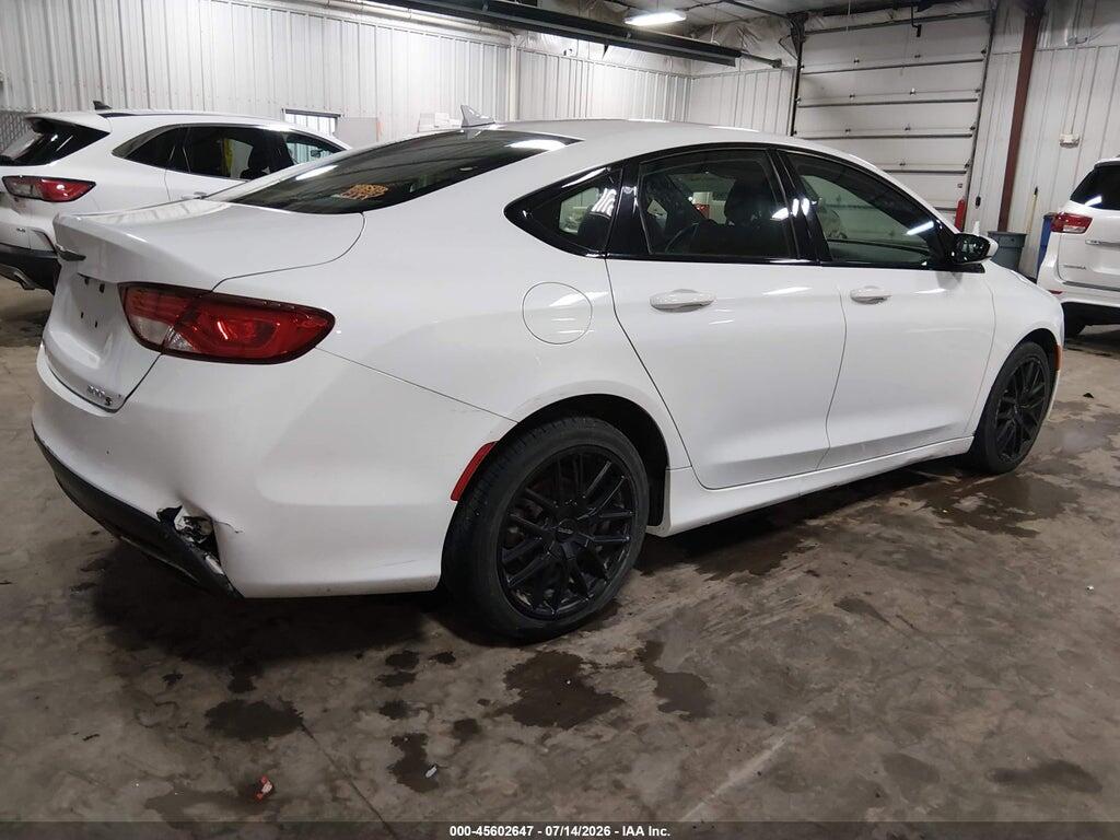 1C3CCCBB8FN542192 2015 CHRYSLER 200 photo no. 4