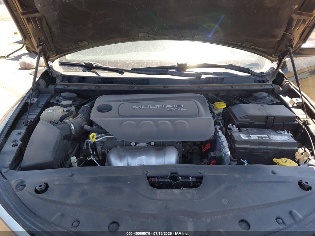 1C3CCCAB6FN697194 2015 CHRYSLER 200 photo no. 10