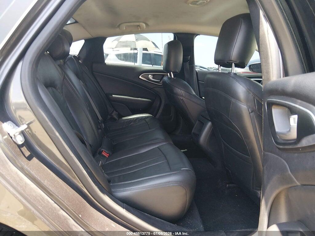 1C3CCCAB7FN705366 2015 CHRYSLER 200 photo no. 8