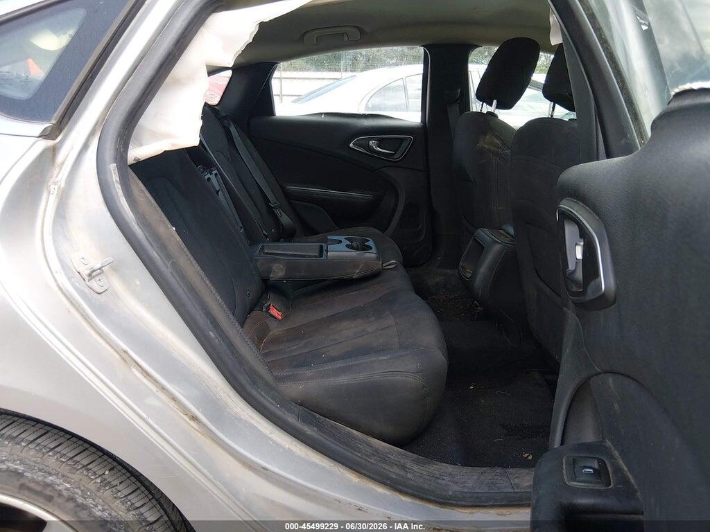 1C3CCCAB0FN595373 2015 CHRYSLER 200 photo no. 8