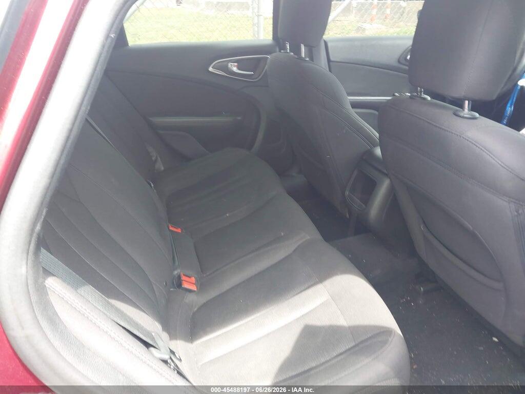 1C3CCCAB1FN590621 2015 CHRYSLER 200 photo no. 8