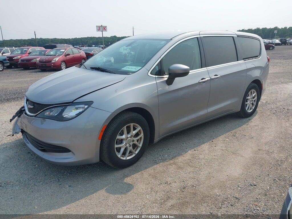 2C4RC1CG7LR216208 2020 CHRYSLER VOYAGER photo no. 2