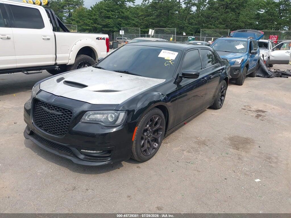 2C3CCABG1LH131379 2020 CHRYSLER 300 photo no. 2