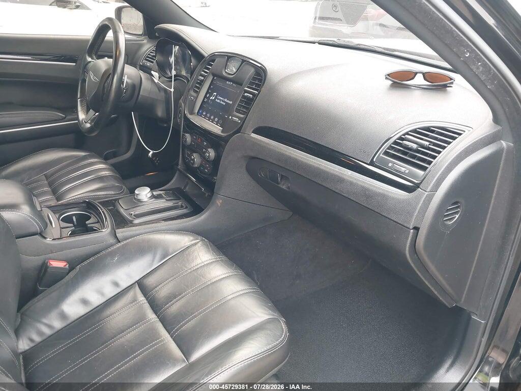 2C3CCABG1LH131379 2020 CHRYSLER 300 photo no. 5