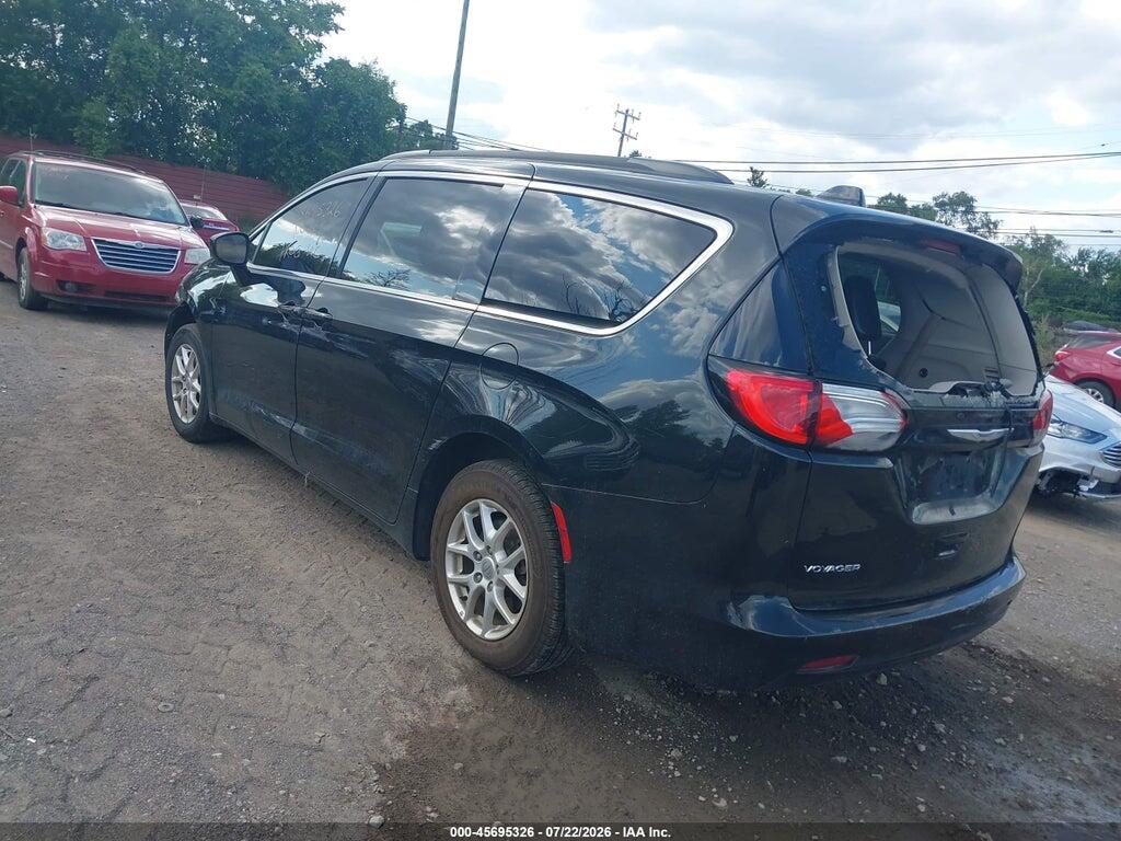 2C4RC1DG2LR266030 2020 CHRYSLER VOYAGER photo no. 3