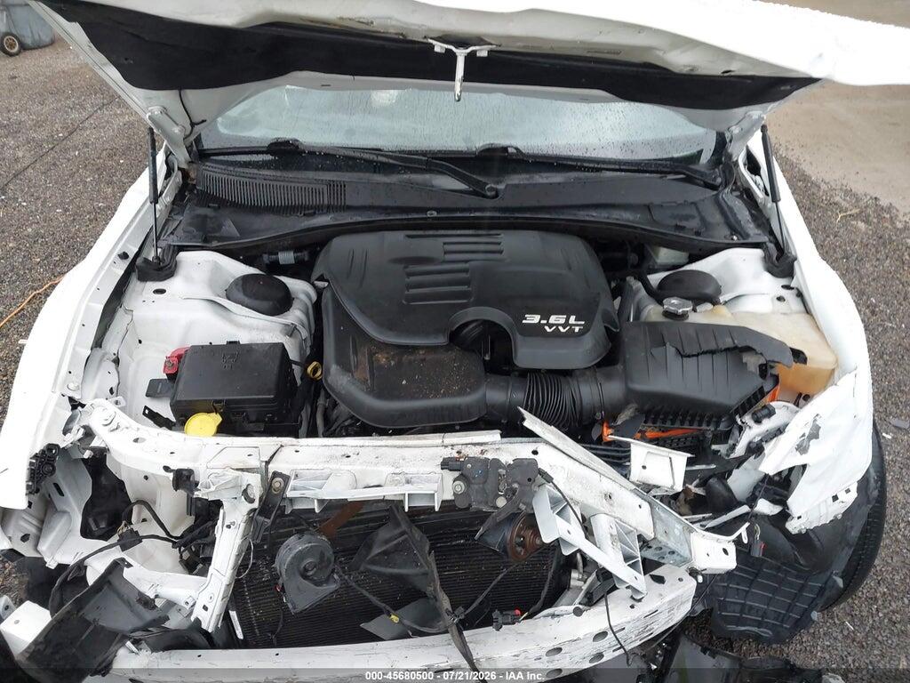 2C3CCAGGXLH154703 2020 CHRYSLER 300 photo no. 10
