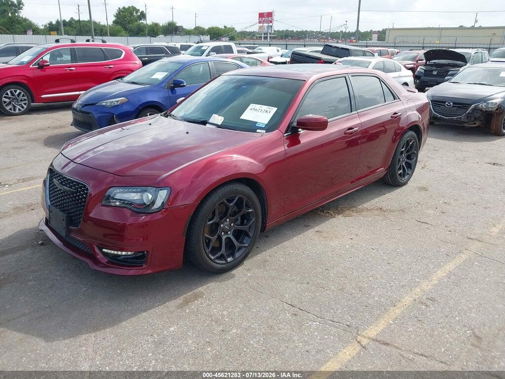 2C3CCABT3LH171945 2020 CHRYSLER 300 photo no. 2