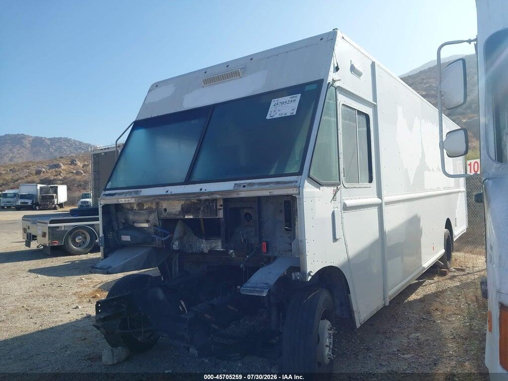 1F66F5KYXE0A07587 2014 FORD F-59 COMMERCIAL STRIPPED photo no. 2