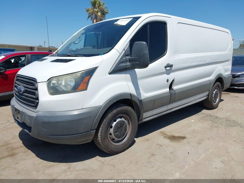 1FTYE1YM4HKA04702 2017 FORD TRANSIT-150 photo no. 2