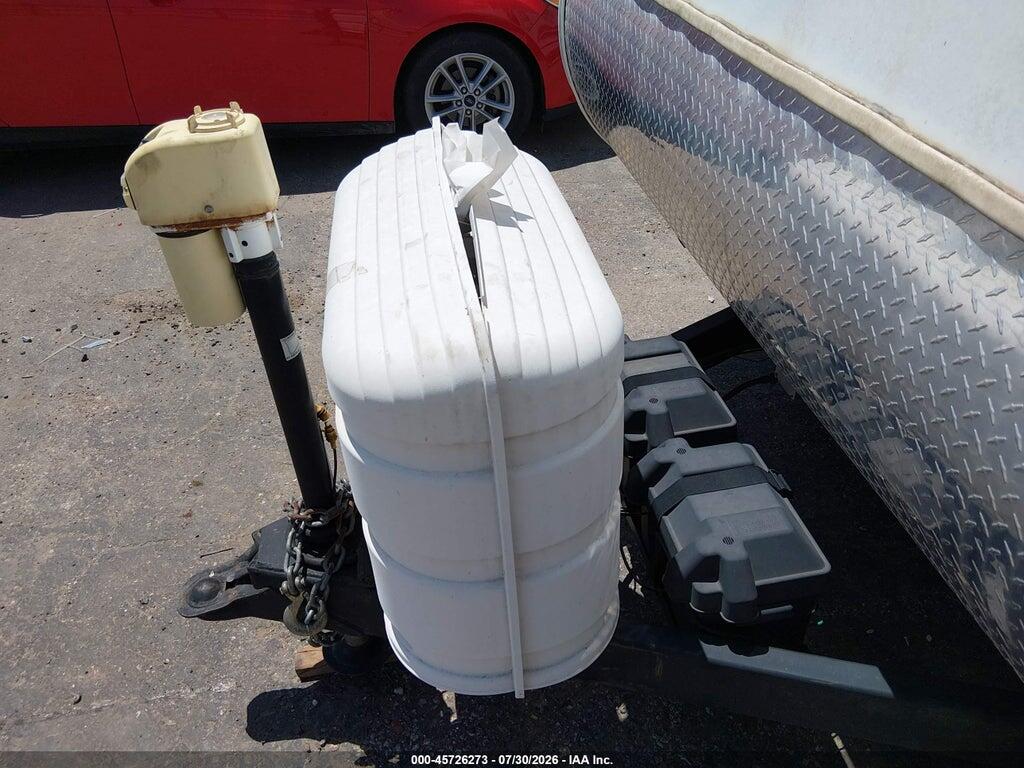 1UJBJ0BM1B7DA0127 2011 JAYCO OTHER photo no. 10