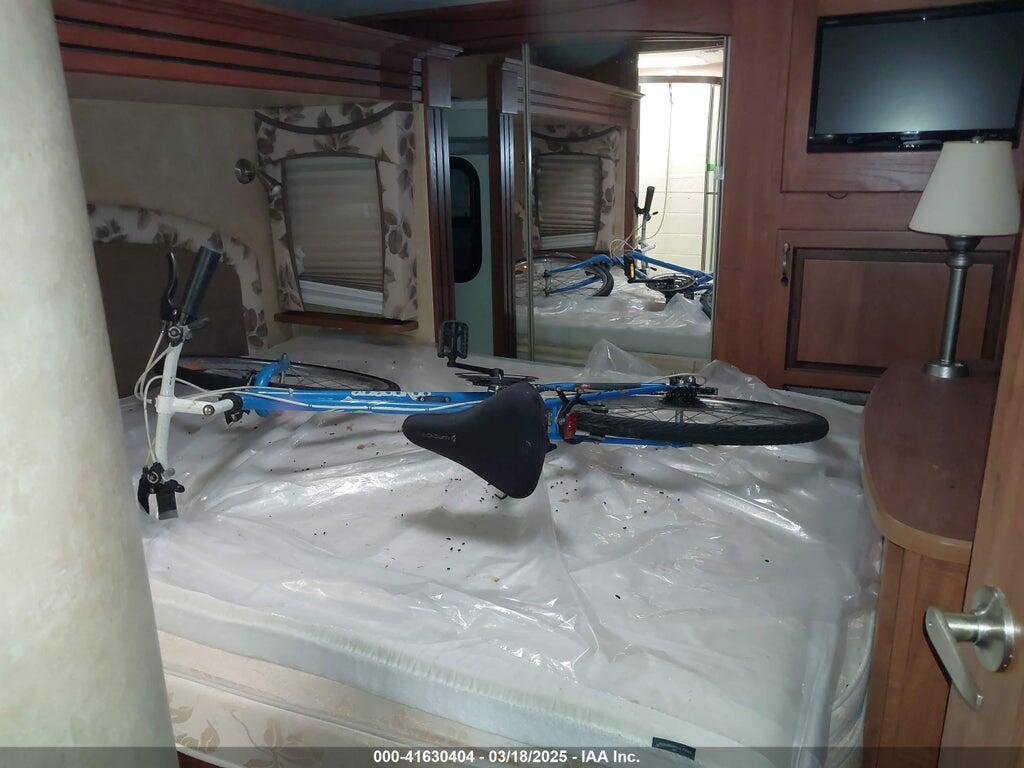 1UJCJ0BS7B1LF0064 2011 JAYCO EAGLE photo no. 8