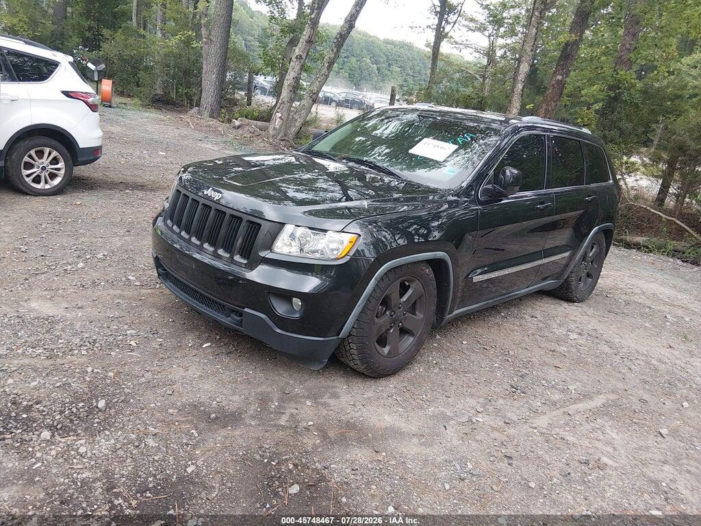 1J4RR4GG8BC597868 2011 JEEP GRAND CHEROKEE photo no. 2