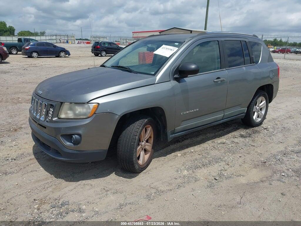1J4NT1FA2BD252891 2011 JEEP COMPASS photo no. 2