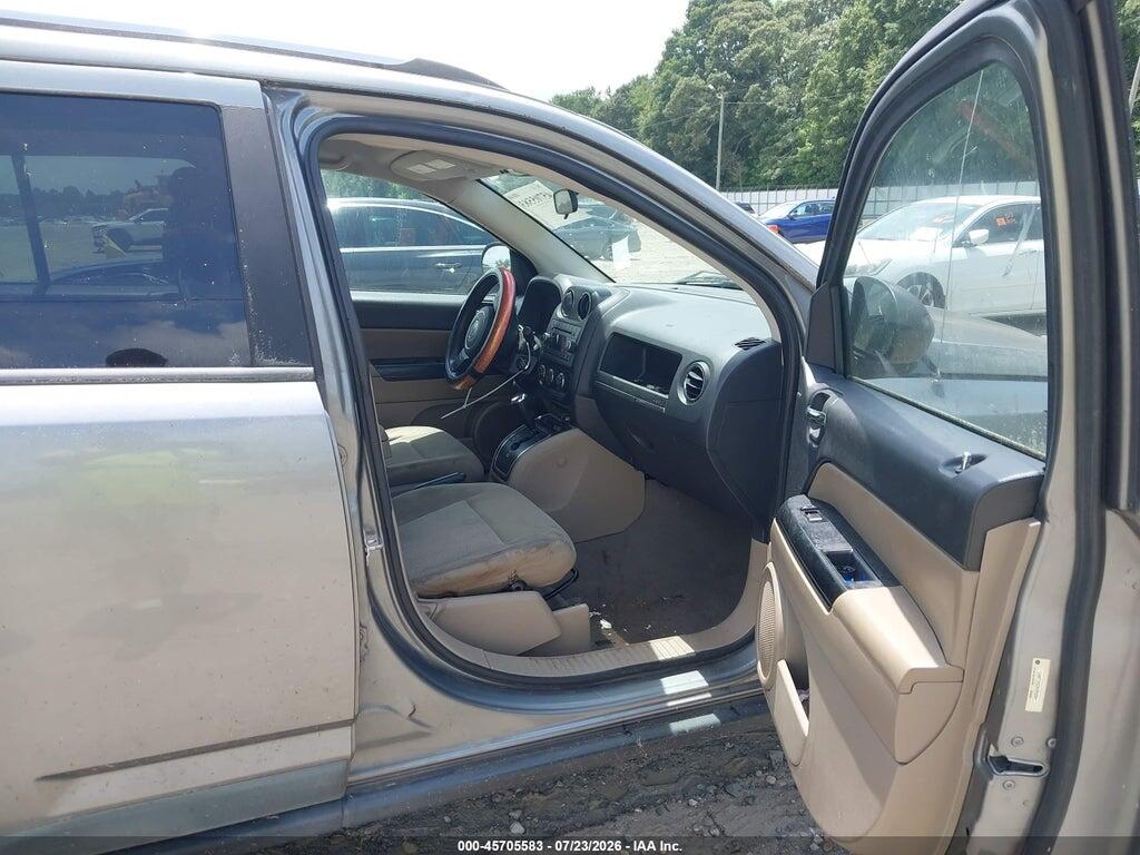1J4NT1FA2BD252891 2011 JEEP COMPASS photo no. 5