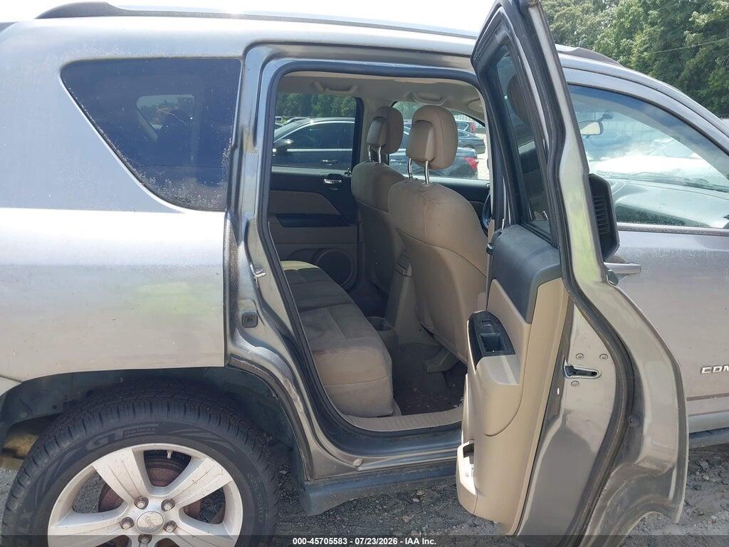 1J4NT1FA2BD252891 2011 JEEP COMPASS photo no. 8
