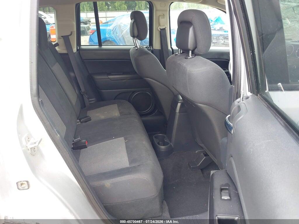 1J4NF1FB5BD248396 2011 JEEP COMPASS photo no. 8