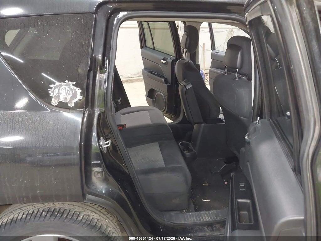1J4NT1FB6BD189920 2011 JEEP COMPASS photo no. 8