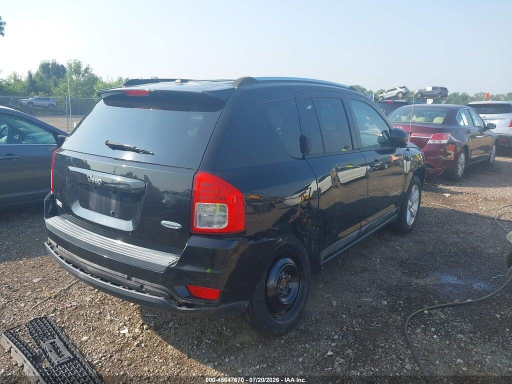1J4NT1FB8BD138760 2011 JEEP COMPASS photo no. 4